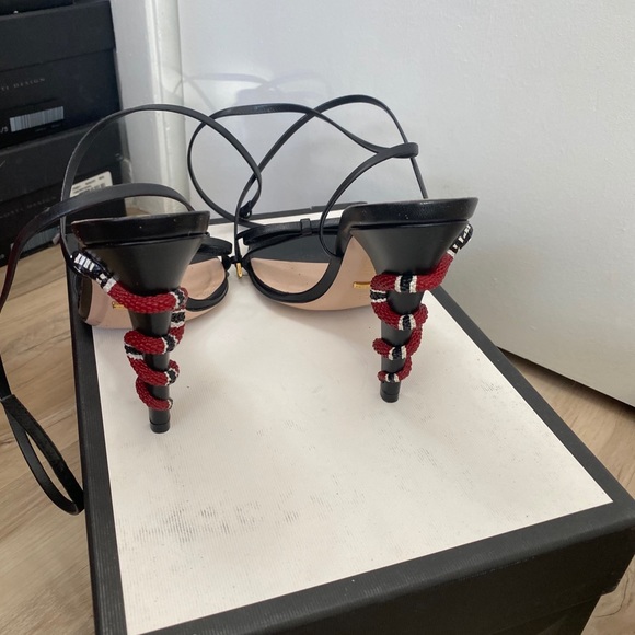 Gucci Snake Heels - Picture 5 of 7